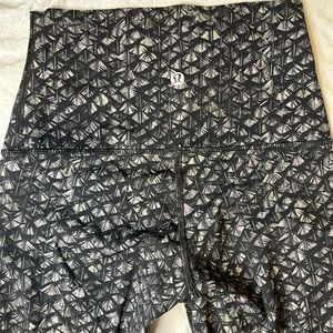 Lululemon leaf printed high waist legging